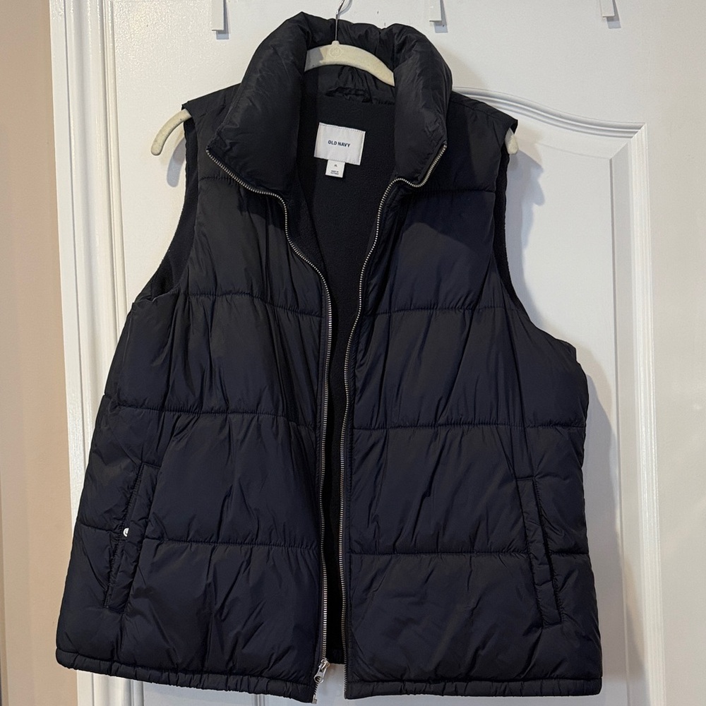 Old Navy Navy Blue Puffer Vest-XL